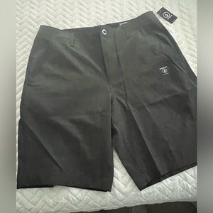 Volcom Men’s Kerosene Surf & Turf